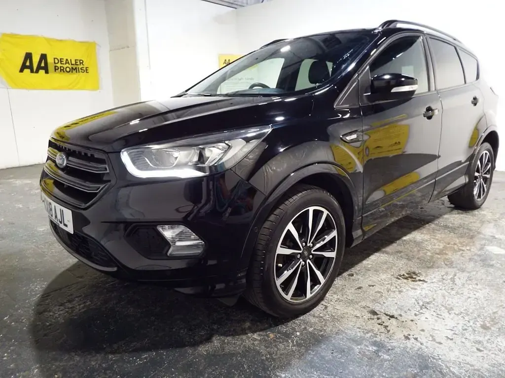 Second-hand Ford Kuga ST-Line 150 CP (110 kW) 2018 Negru SUV