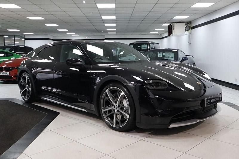 Black Used 2023 Porsche Taycan Cross Turismo Estate | £53,949 (Super price) - Image 1/4