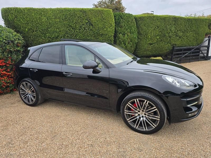 Black Used 2015 Porsche Macan Turbo SUV | £29,949 (Fair price) - Image 1/4