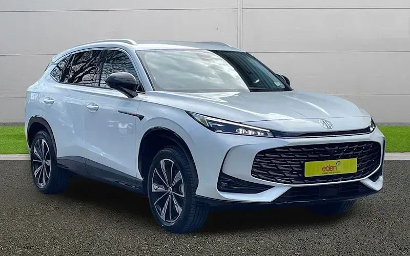 Used MG HS SE 224 HP (164 kW) 2025 SUV
