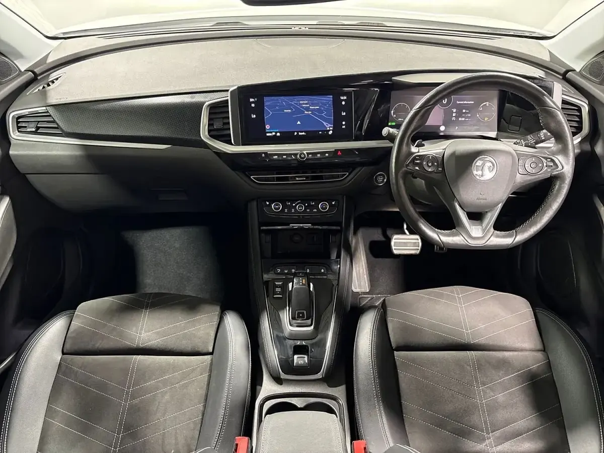 Used Vauxhall Grandland X Ultimate 2023 White SUV