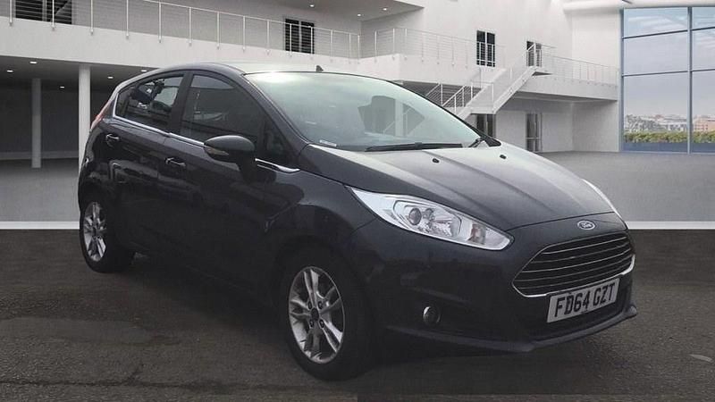 Grey Used 2014 Ford Fiesta Zetec Hatchback | £2,500 (Good price) - Image 1/4