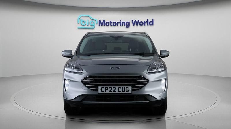 Used Ford Kuga Titanium 148 HP (108 kW) 2022 Silver SUV
