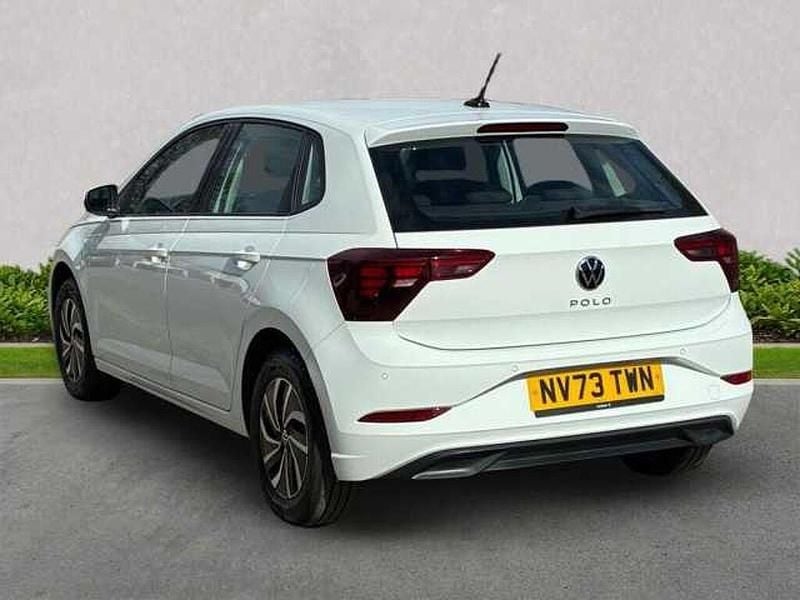 Usado VW Polo Life 80 HP (58 kW) 2024 Branco Citadino