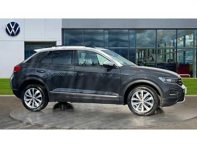 Begagnad VW T-Roc Design 115 HK (84 kW) 2019 Grå SUV