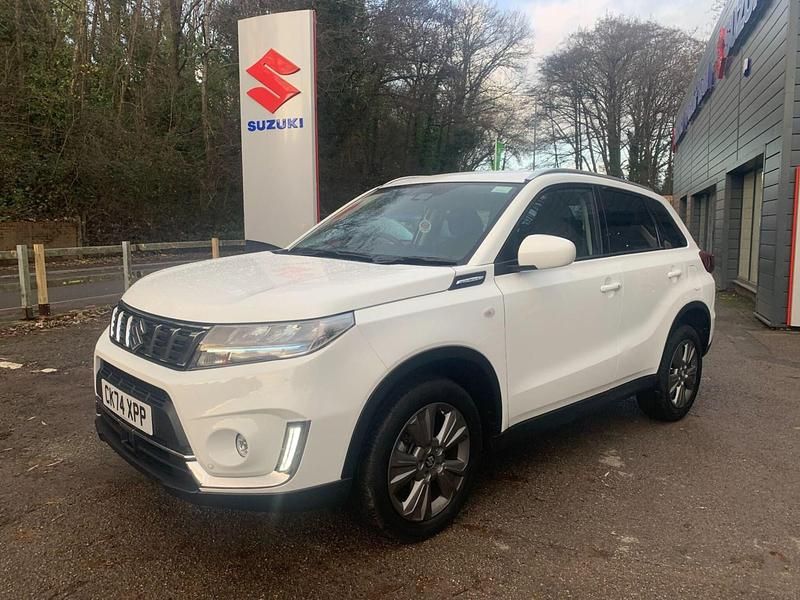 Used Suzuki Vitara SZ-T 2025 White Hatchback