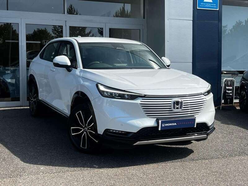Platinum white New 2024 Honda HR-V Advance SUV | £27,750 (Fair price) - Image 1/4