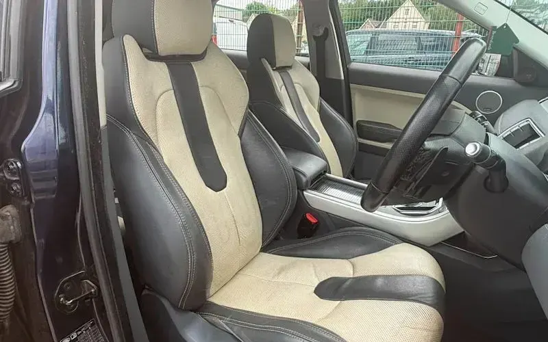 Used Land Rover Range Rover evoque Dynamic 190 HP (139 kW) 2015 Blue SUV
