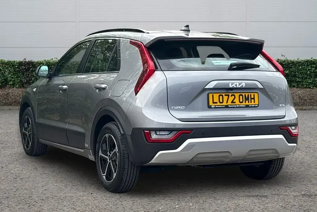 Usado Kia Niro 2023 Gris SUV