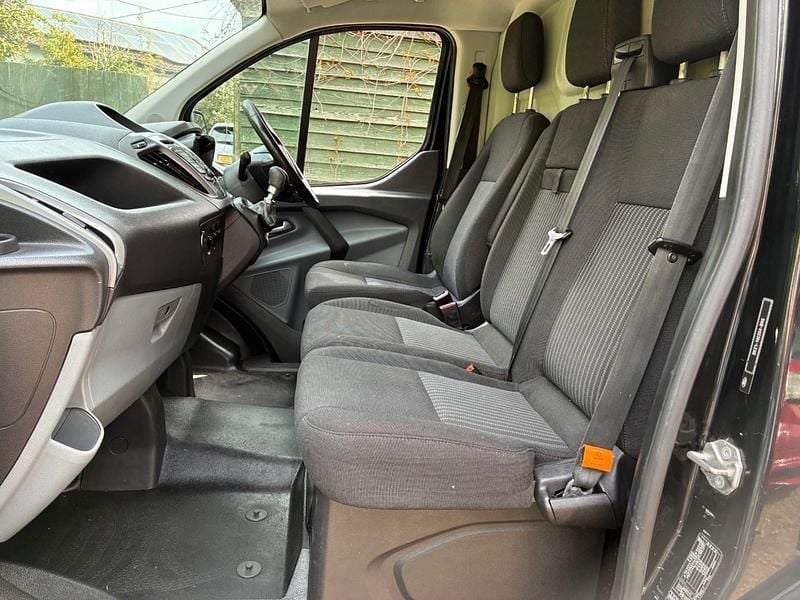 Used Ford Transit Custom Trend 125 HP (91 kW) 2016 Black Van