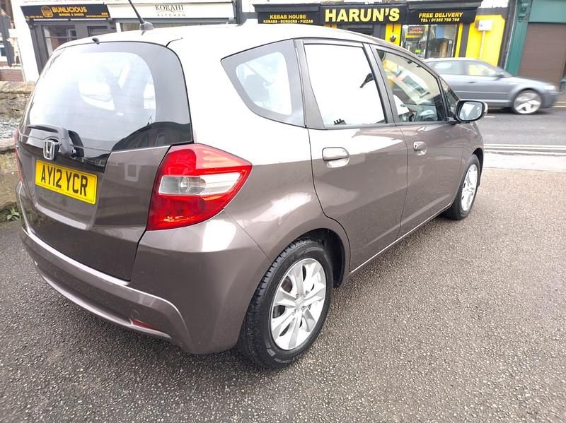 Used Honda Jazz ES 2012 Brown Hatchback
