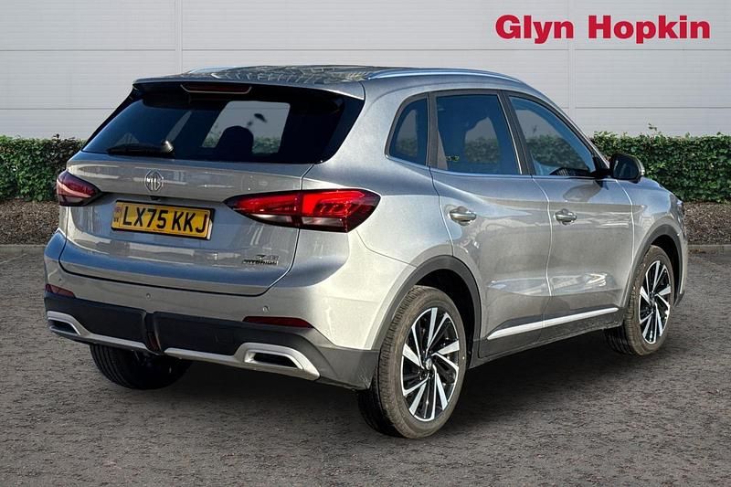New MG ZS Trophy 2025 Silver Hatchback