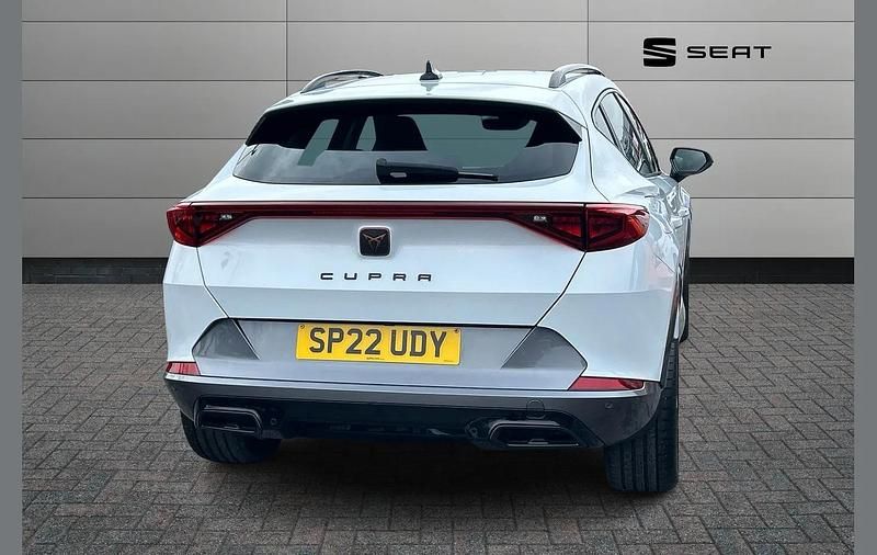 Used Cupra Formentor 200 HP (147 kW) 2022 White SUV
