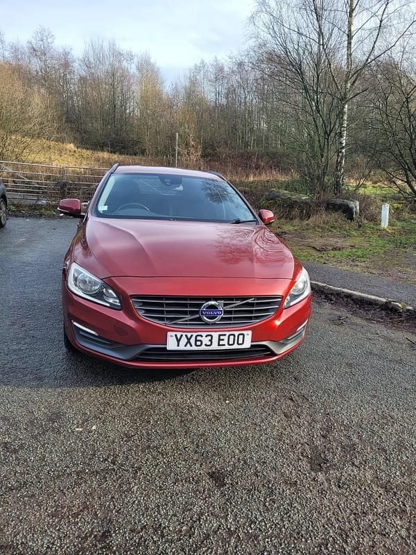 Red Used 2013 Volvo V60 SE Estate | £3,795 (Good price) - Image 1/4