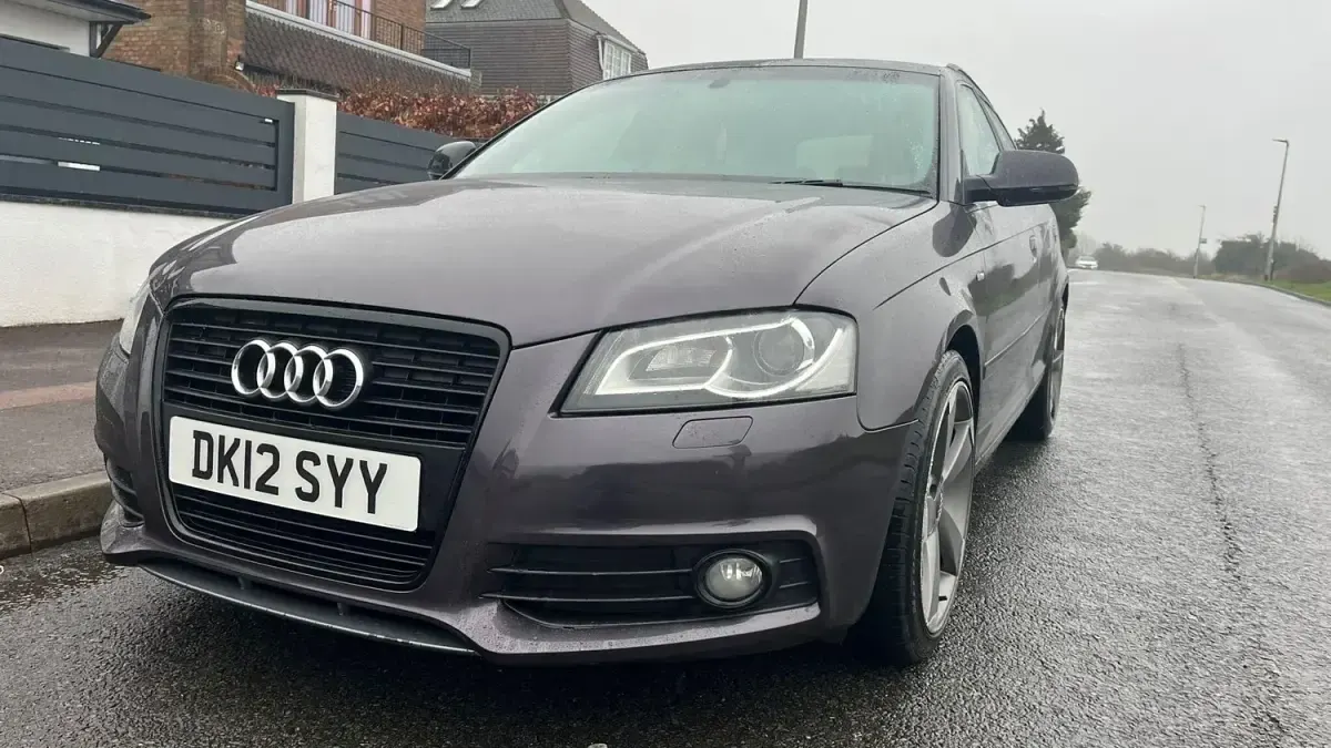 Second-hand Audi A3 Sportback Black Edition 140 CP (102 kW) 2012 Gri Hatchback