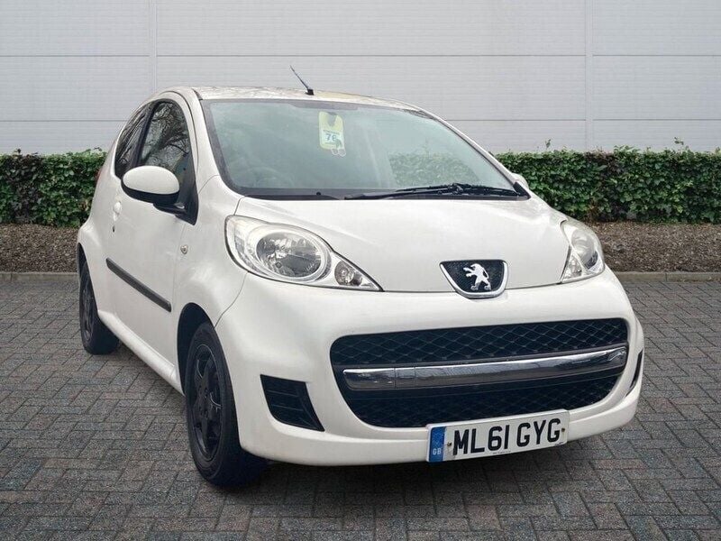 White Used 2011 Peugeot 107 Sportium Hatchback | £3,290 (A bit pricey) - Image 1/4