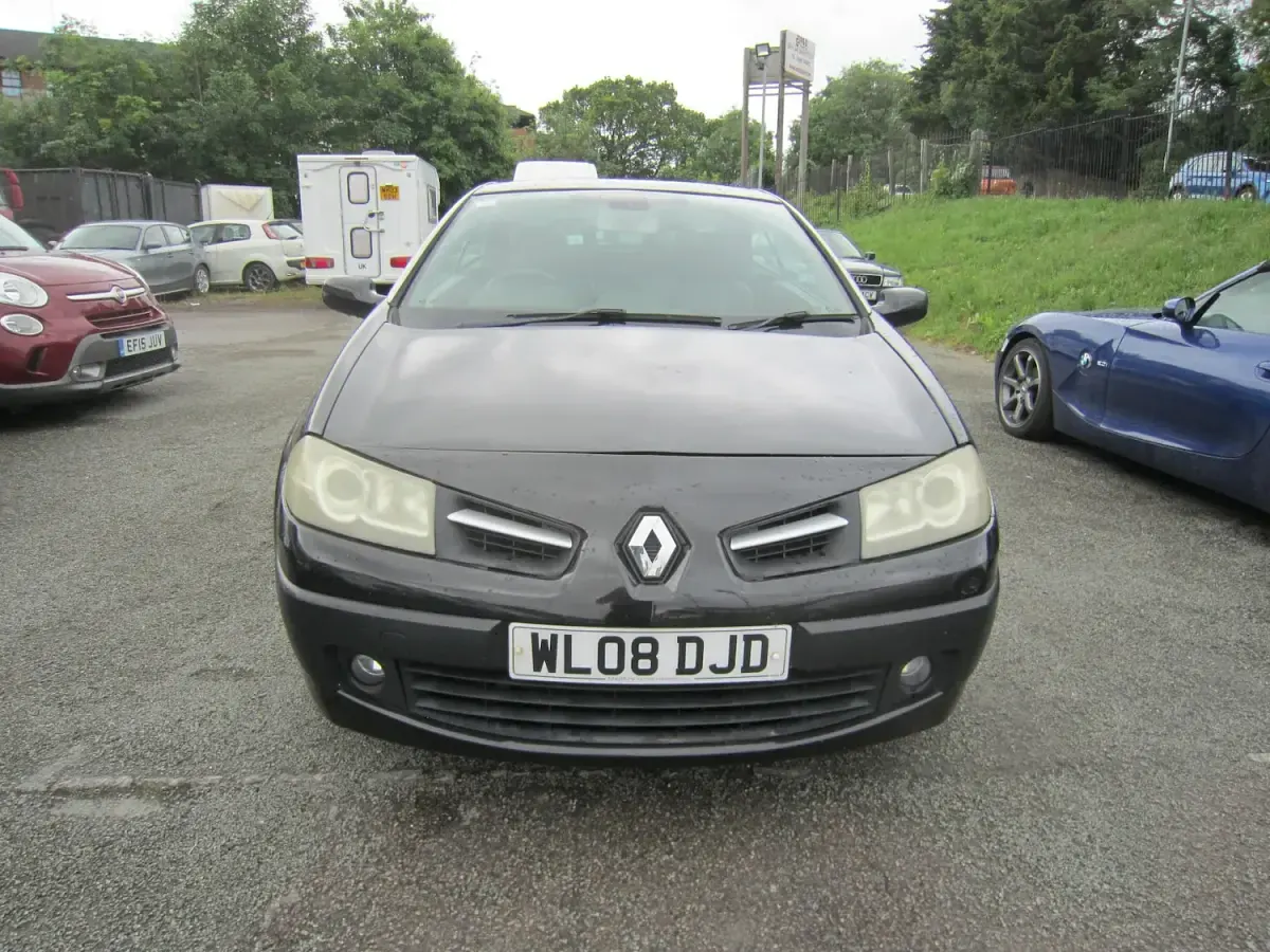 Used Renault Mégane Cabriolet Dynamique 128 HP (94 kW) 2008 Black Cabriolet