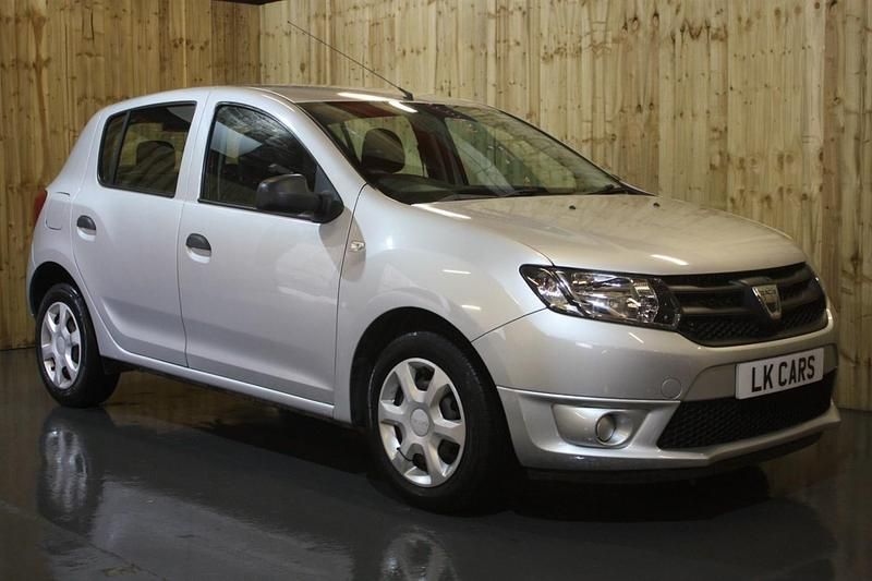 Used Dacia Sandero Ambiance 2015 Silver Hatchback