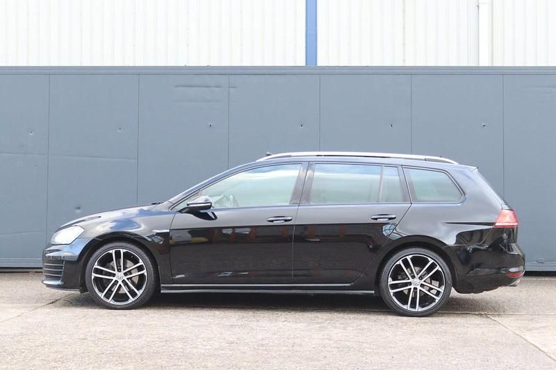 Used VW Golf VII GTD 184 HP (135 kW) 2016 Black Estate