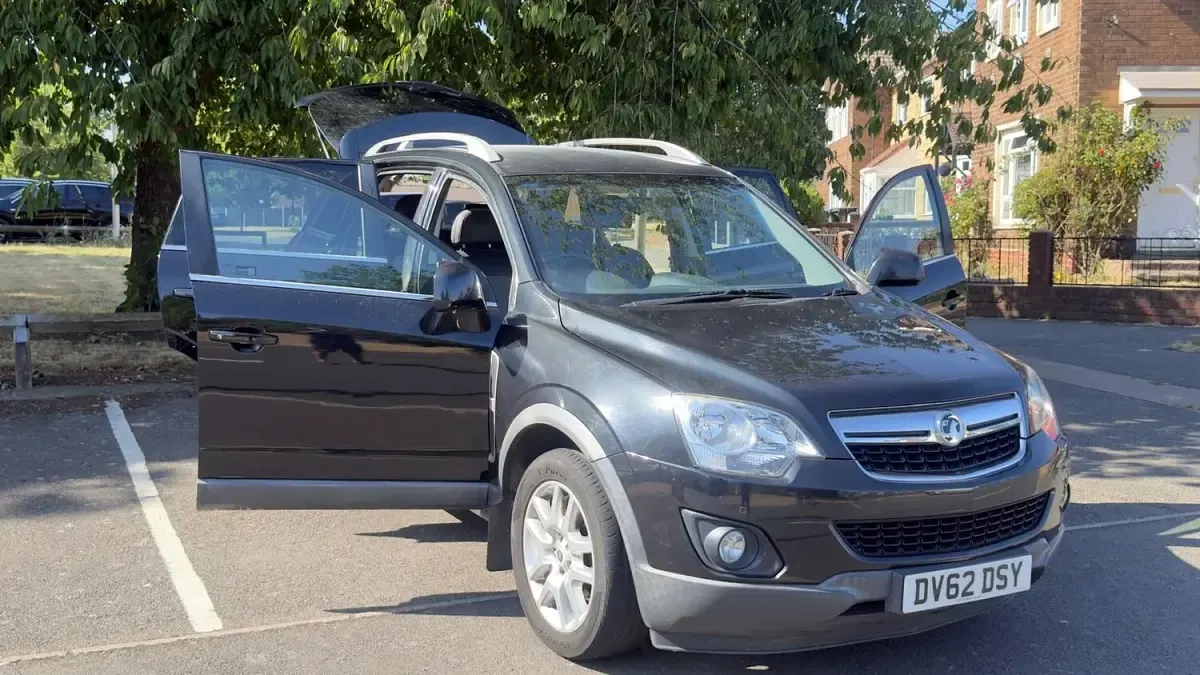 Used Vauxhall Antara 184 HP (135 kW) 2012 Black SUV