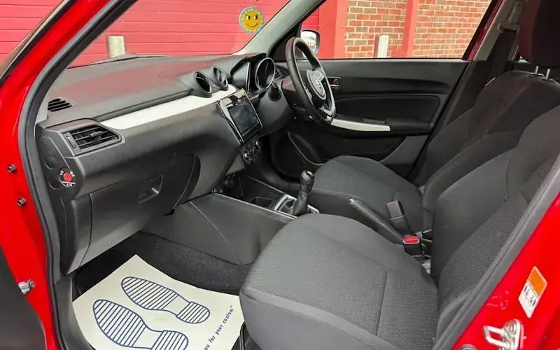 Used Suzuki Swift SZ-T 111 HP (81 kW) 2018 Red Hatchback