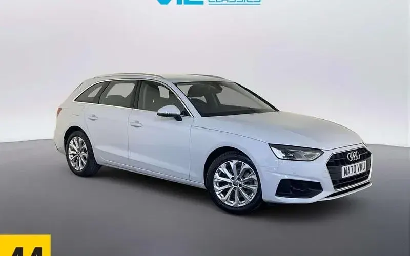 Usado Audi A4 Design 163 HP (119 kW) 2023 Carrinha