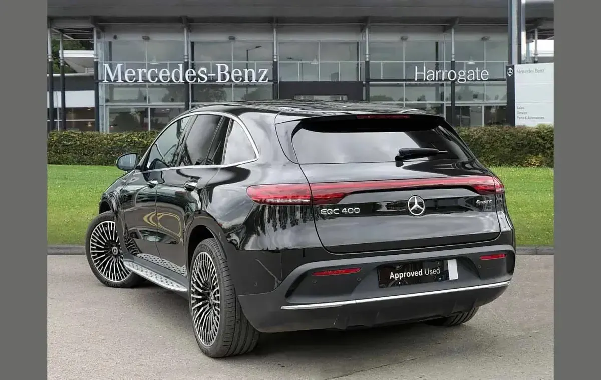Used Mercedes EQC400 AMG Line Premium 300 kW (408 HP) 2022 Black SUV