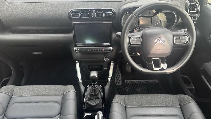 Used Citroën C3 Aircross PureTech 108 HP (79 kW) 2023 White SUV