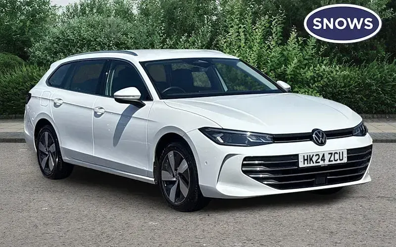 Used VW Passat Life 150 HP (110 kW) 2024 Estate