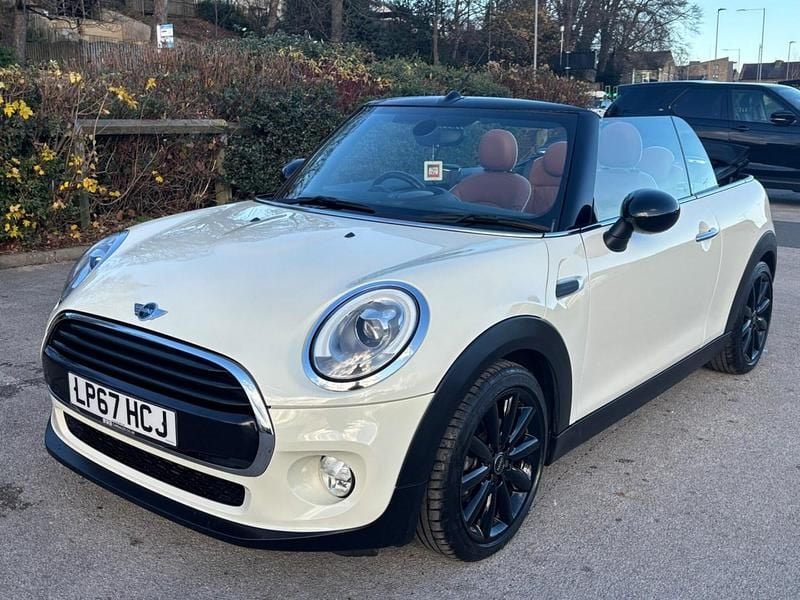 White Used 2018 Mini Cooper Cabriolet Cabriolet | £10,995 (Good price) - Image 1/4
