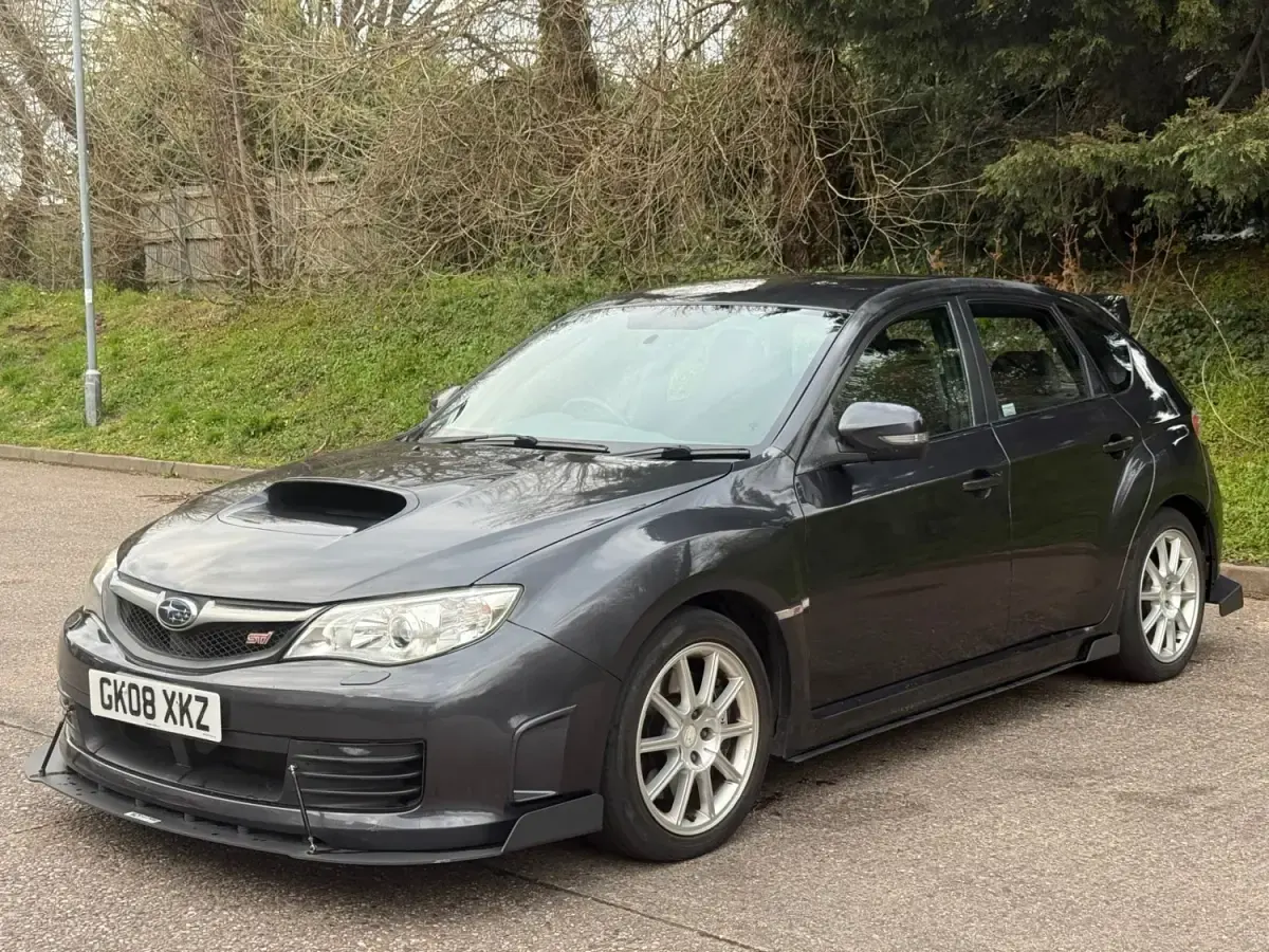 Begagnad Subaru Impreza 2008 Grå Halvkombi