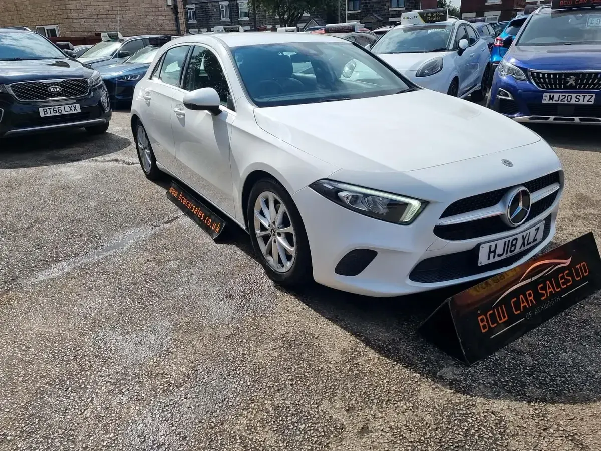 Used Mercedes A200 163 HP (119 kW) 2018 White Hatchback