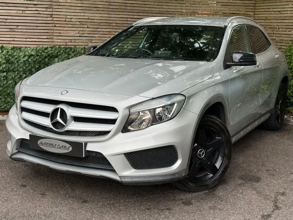 Used Mercedes GLA200 AMG line 136 HP (100 kW) 2015 Silver SUV