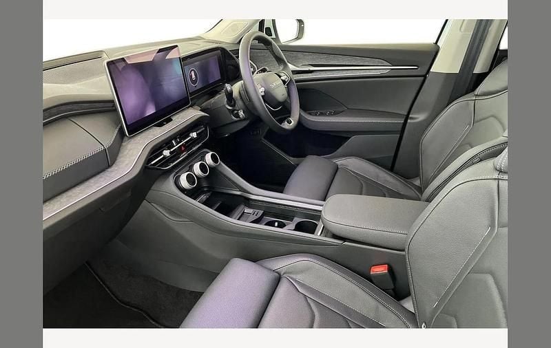 Used Skoda Kodiaq SE L 150 HP (110 kW) 2025 Moon white SUV