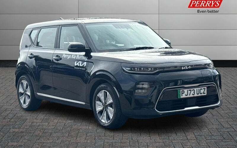 Used 2023 Kia Soul EV 3 SUV | £17,199 (A bit pricey) - Image 1/4