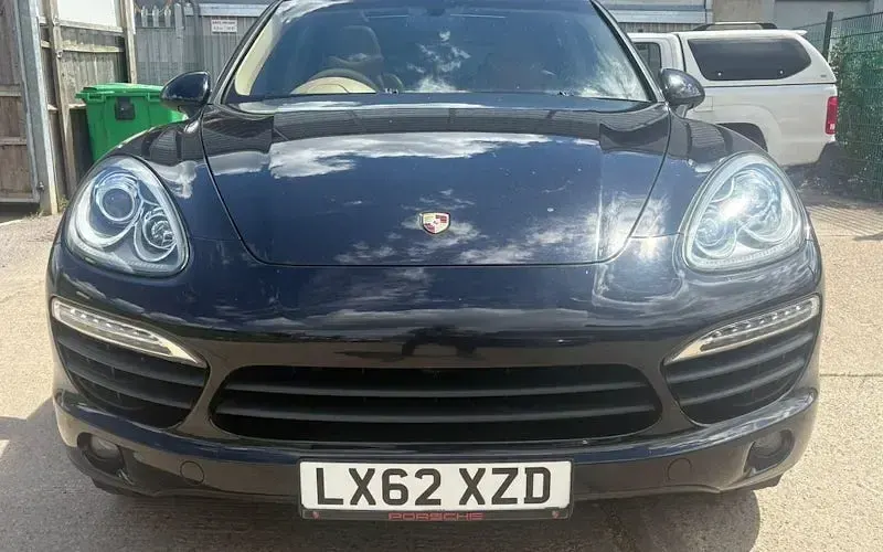 Used Porsche Cayenne 379 HP (278 kW) 2013 SUV