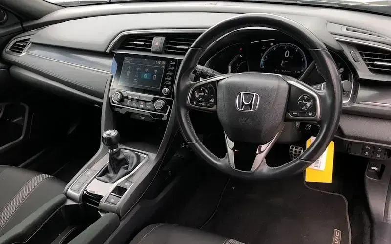 Used Honda Civic SR 120 HP (88 kW) 2020 Grey Hatchback