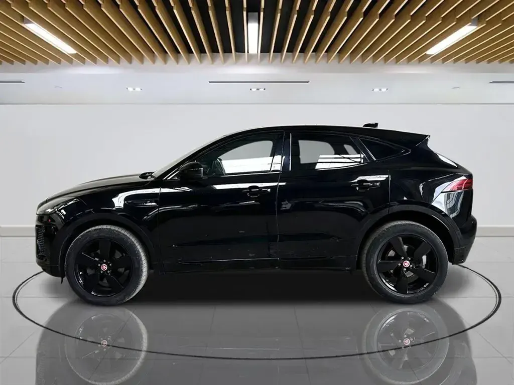Używany Jaguar E-Pace R-Dynamic 180 KM (132 kW) 2019 Czarny SUV