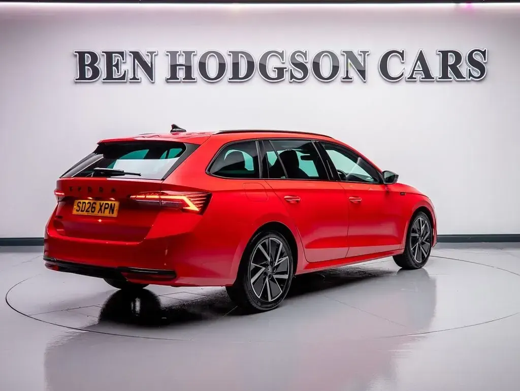 Used Skoda Octavia SportLine 150 HP (110 kW) 2026 Red Estate