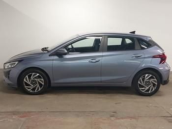 Used Hyundai i20 Advanced 100 HP (73 kW) 2024 Blue Hatchback
