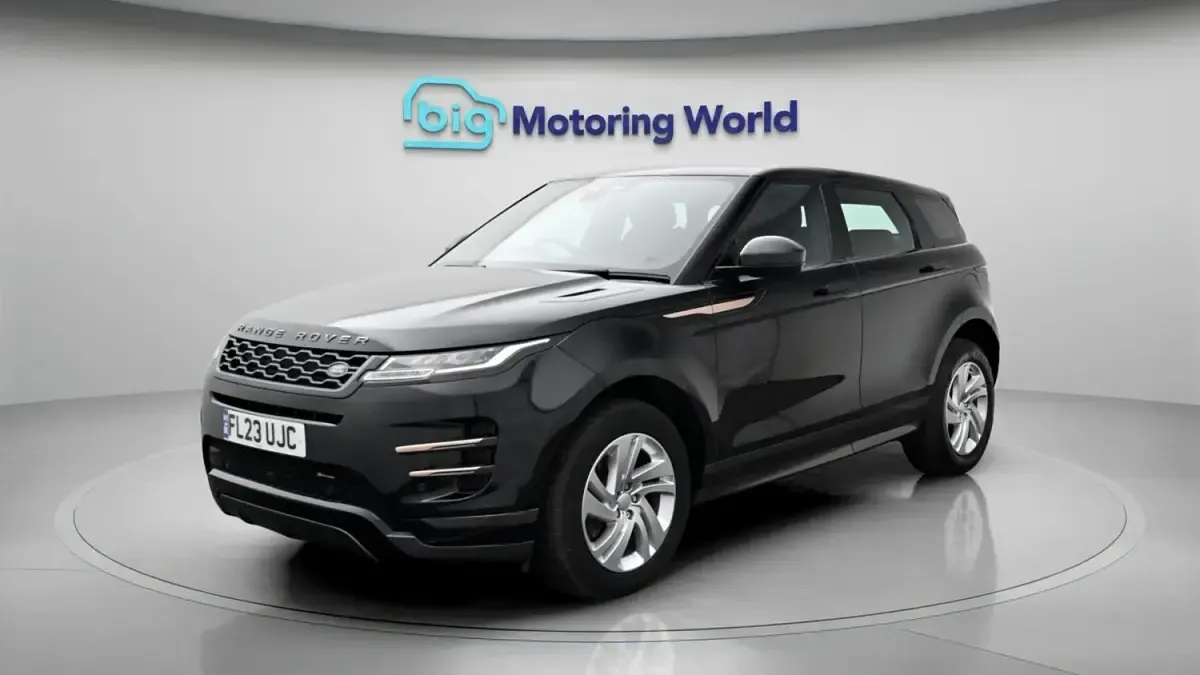 Usado Land Rover Range Rover evoque R-Dynamic 309 HP (227 kW) 2023 Preto SUV