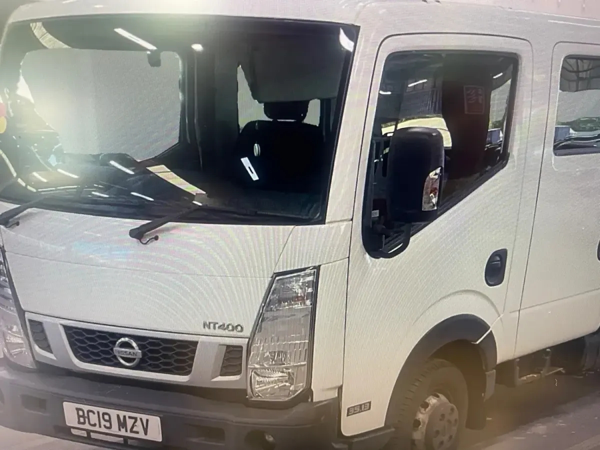 Usado Nissan Cabstar 130 HP (95 kW) 2019 Branco Pickup
