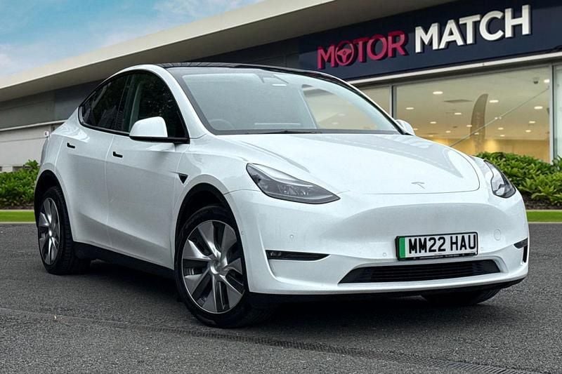 White Used 2022 Tesla Model Y Long Range SUV | £22,495 (Fair price) - Image 1/4