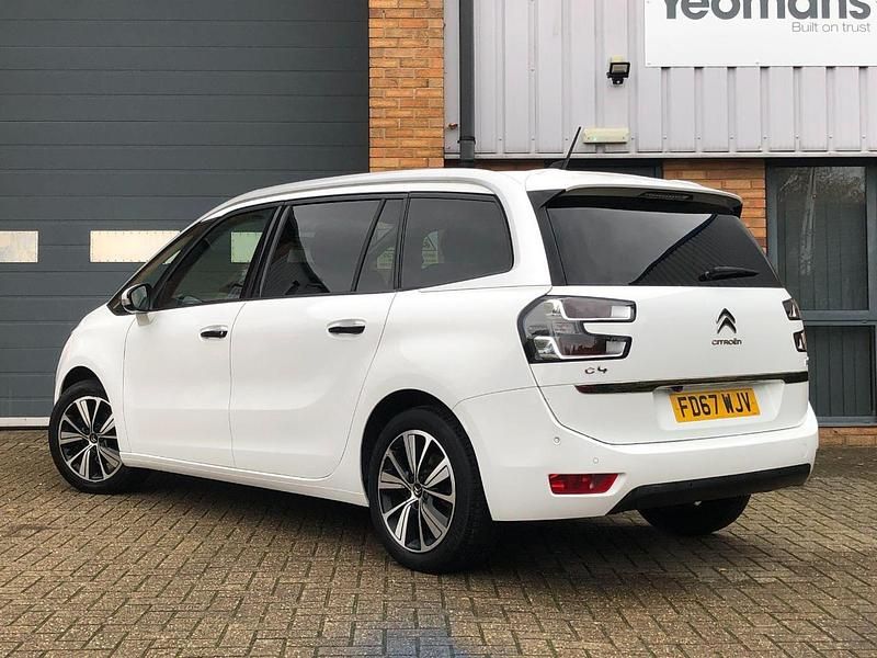 White Used 2017 Citroën Grand C4 Picasso Flair MPV | £13,891 (Fair price) - Image 1/4