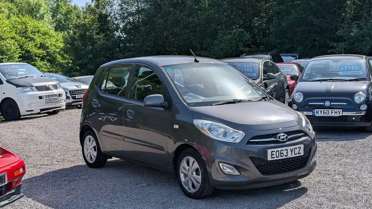 Used Hyundai i10 Active 83 HP (61 kW) 2013 Grey Hatchback