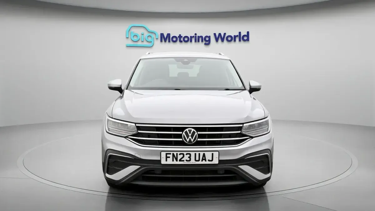 Used VW Tiguan Allspace S 150 HP (110 kW) 2023 Silver SUV