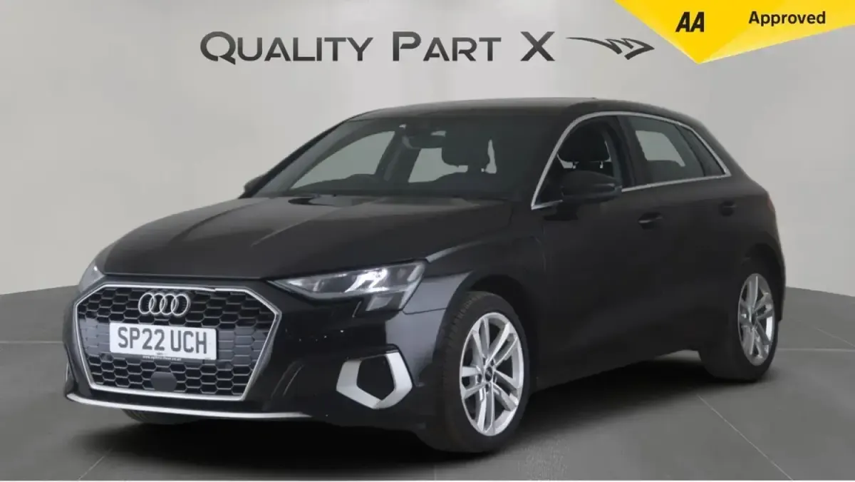 Begagnad Audi A3 Sportback e-tron Sport 2022 Svart Halvkombi