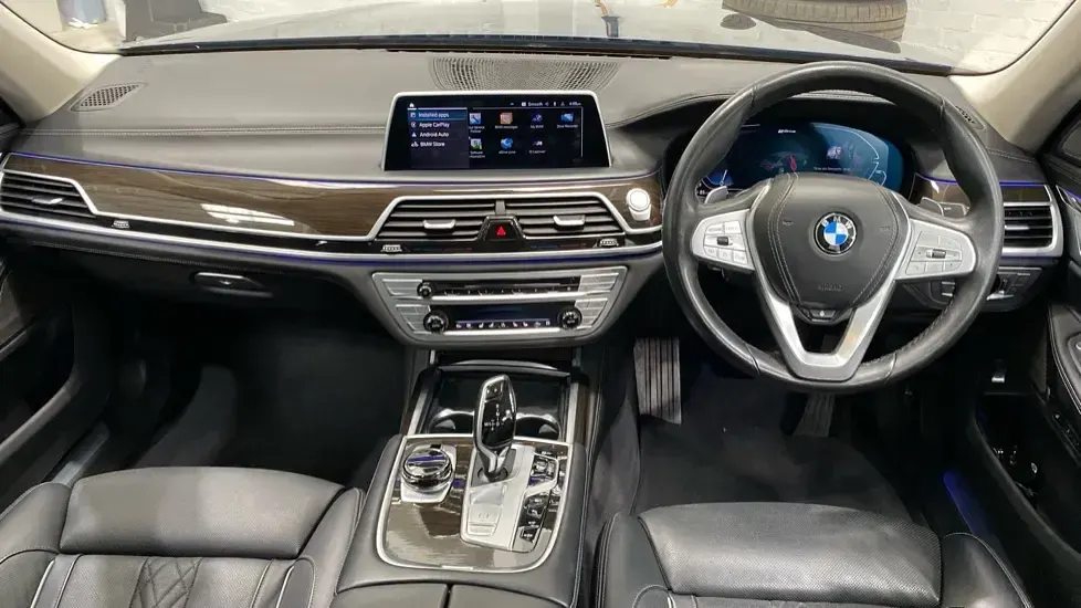 Used BMW 745e Comfort Edition 389 HP (286 kW) 2021 Tanzanite blue Sedan