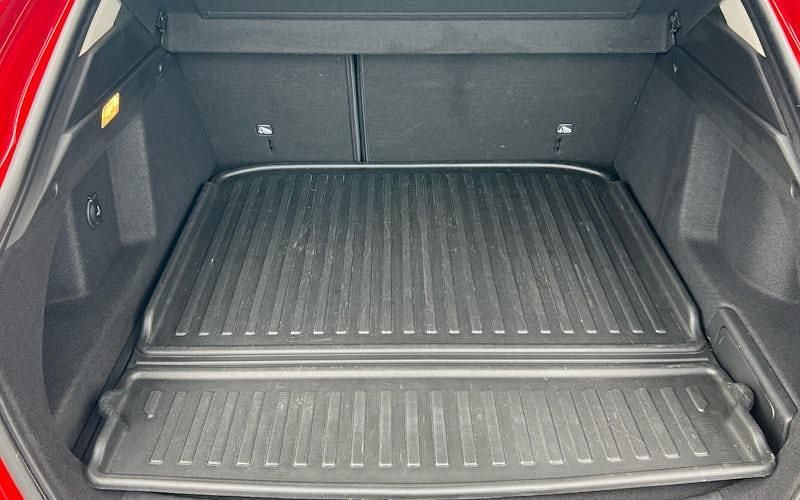 Used Renault Arkana Techno 143 HP (105 kW) 2023 Red SUV