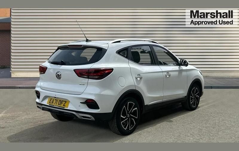 Used MG ZS Exclusive 111 HP (81 kW) 2021 White  Sedan